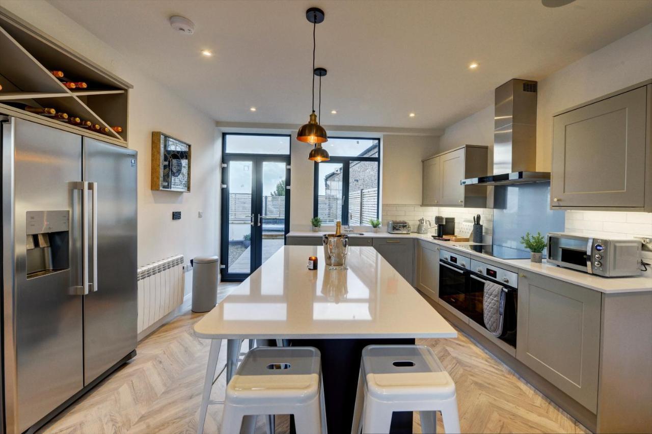 The Penthouse - Allocated Parking With City Views Ripon Exteriör bild
